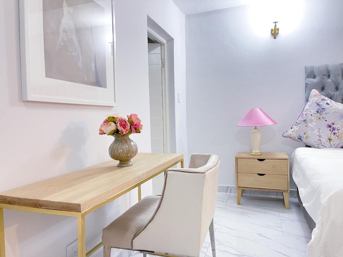 Amoris Guest House-Randburg Йоханесбург Екстериор снимка